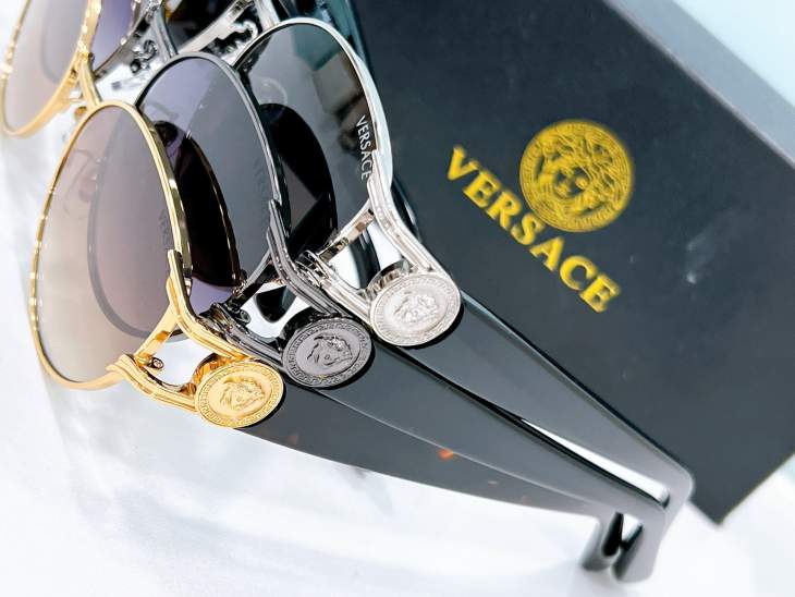 Picture of Versace Sunglasses _SKUfw79278322fw